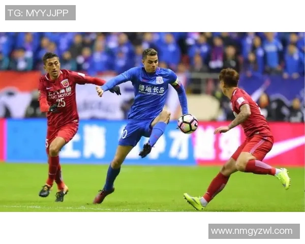 申花与上港的史诗对决揭开传奇篇章足球盛宴再度上演