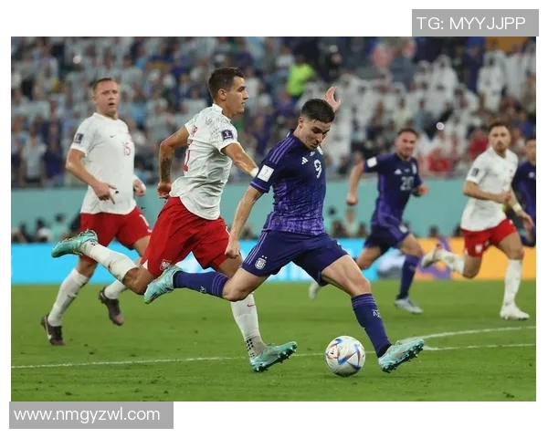 米尔顿凯恩斯与切尔西的激烈对决展现足球魅力与团队精神 米尔顿凯恩斯与切尔西的激烈对决展现足球魅力与团队精神