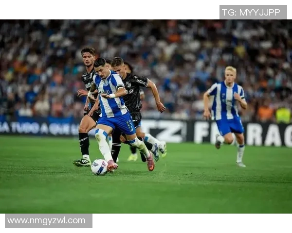 巴萨那与贝蒂斯的激烈对决揭示西甲联赛的争冠形势与球队实力较量