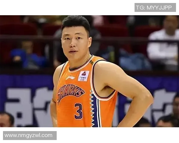 李根：从篮球场上的拼搏者到人生舞台的追梦人