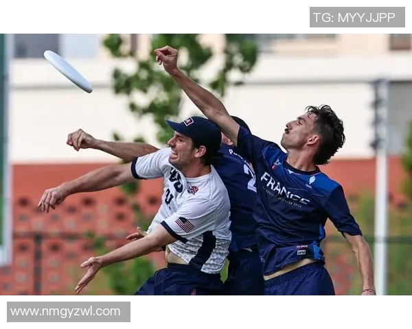 成都飞盘队表现分析：整体压制与失误的双重影响探讨MBA